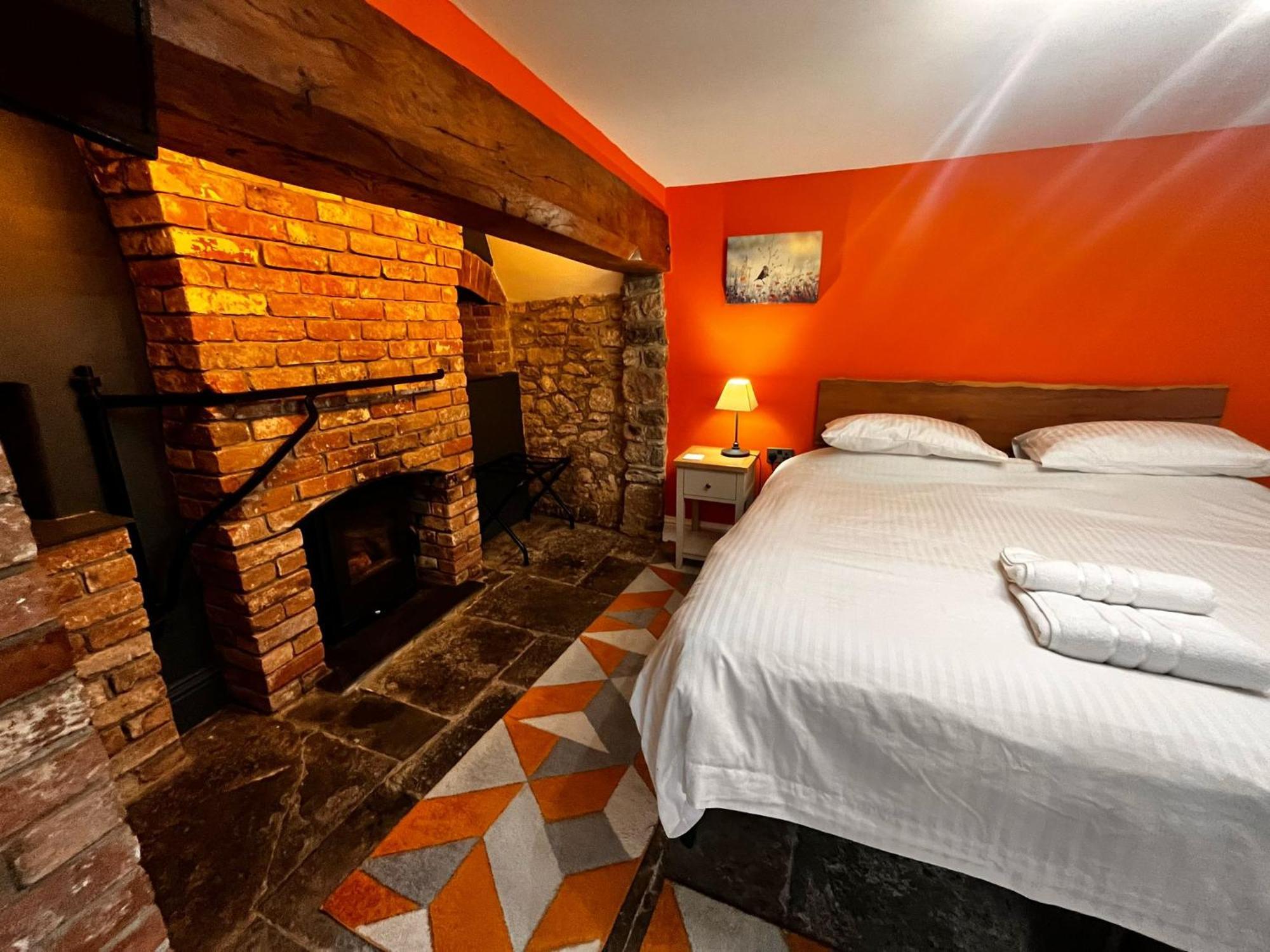 Old Manor House Bed and Breakfast Axbridge Exteriör bild