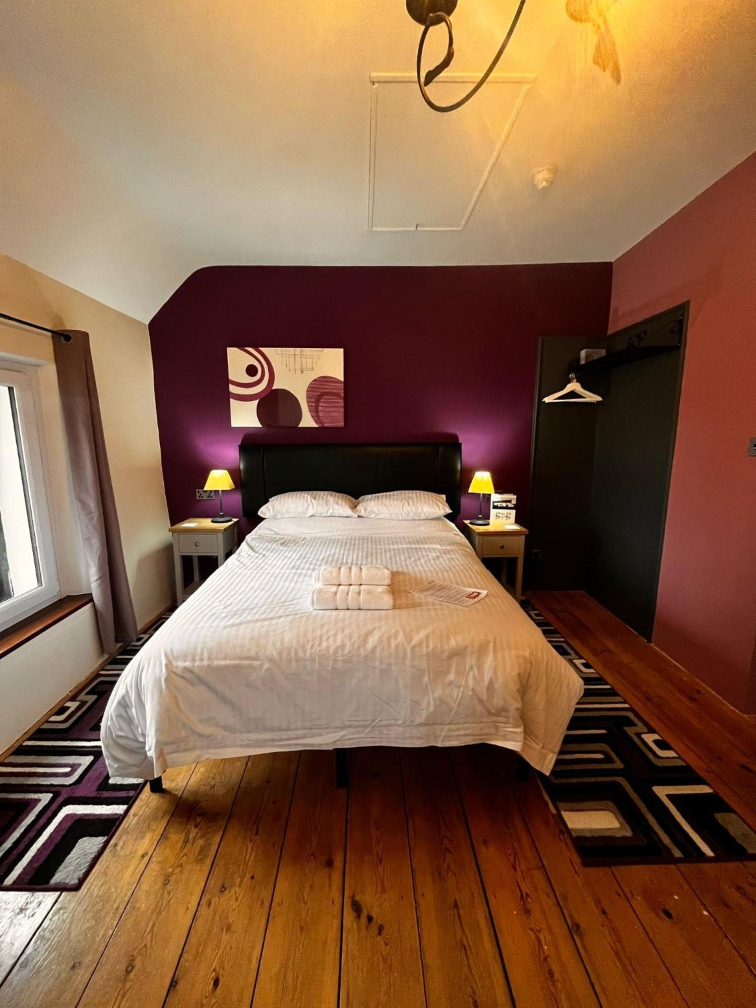 Old Manor House Bed and Breakfast Axbridge Exteriör bild
