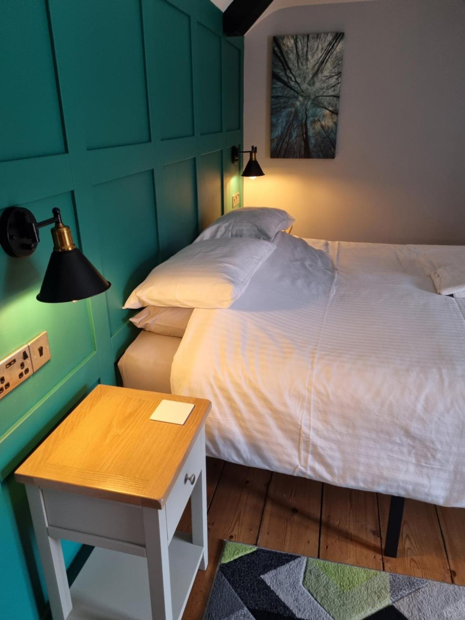 Old Manor House Bed and Breakfast Axbridge Exteriör bild